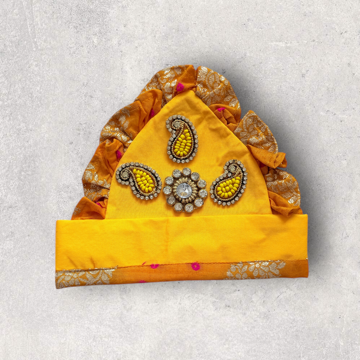 Natkhat Nandalal in Yellow
